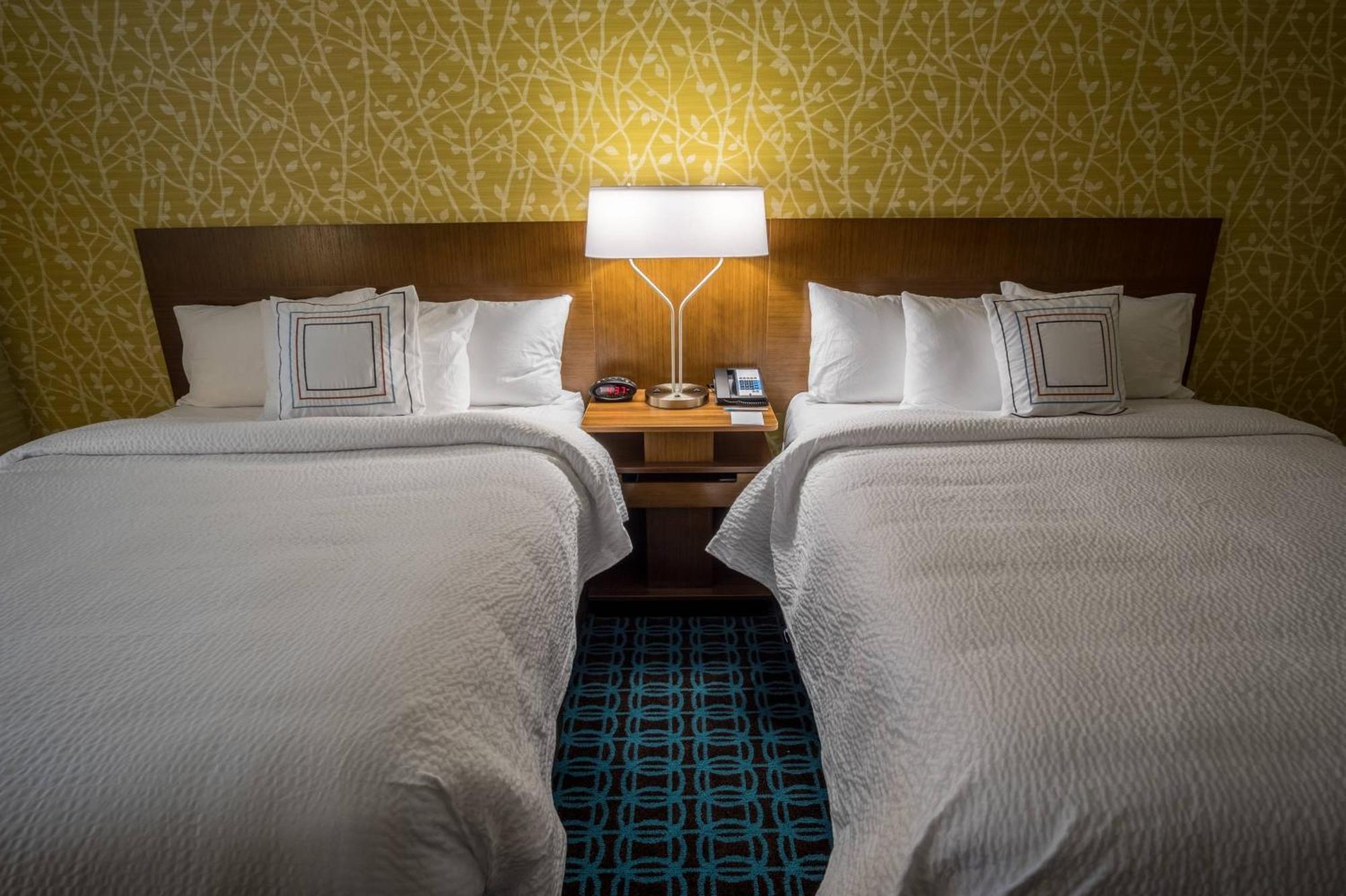 Fairfield Inn & Suites By Marriott Wisconsin Dells Lake Delton Exterior photo