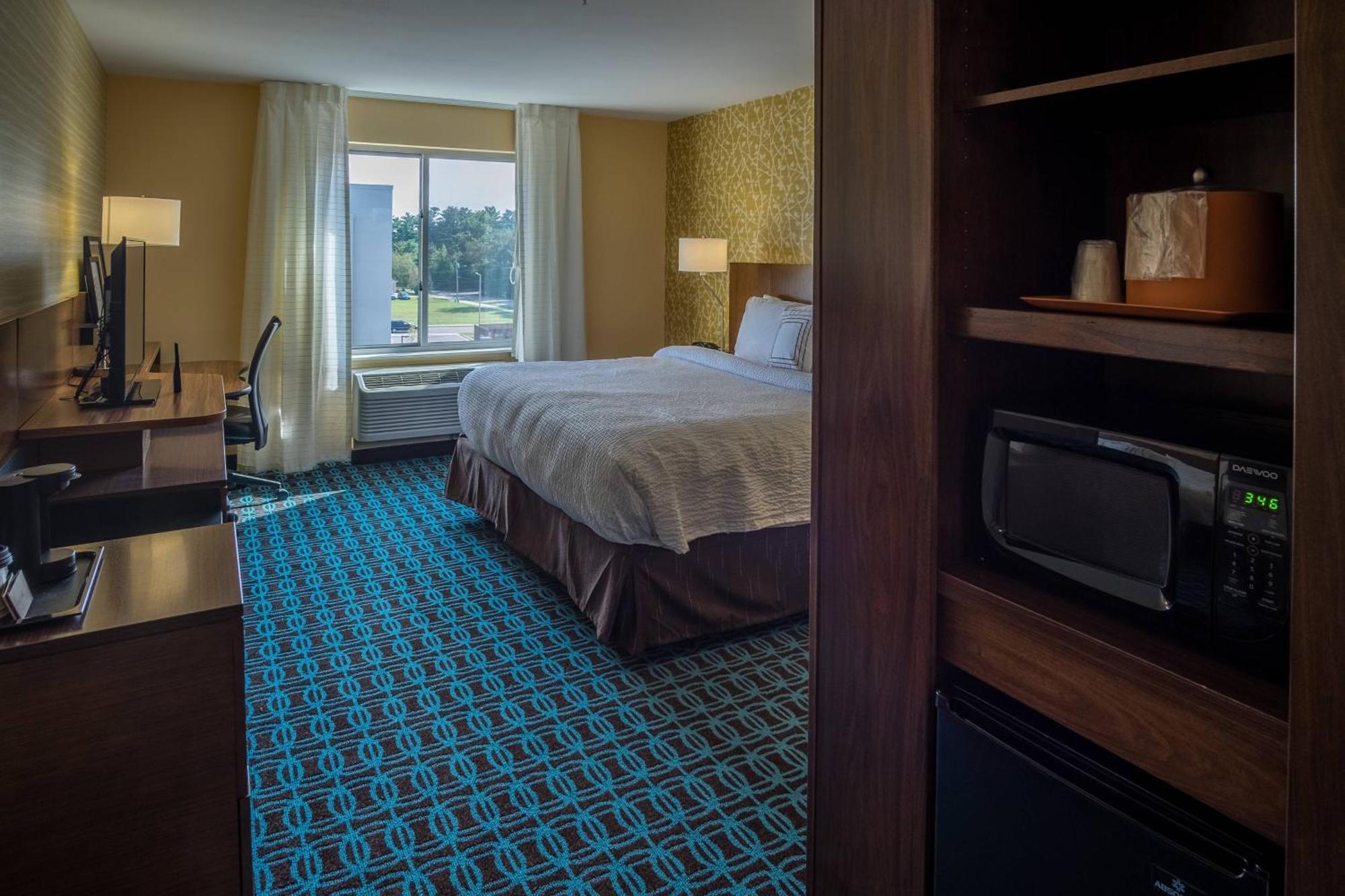 Fairfield Inn & Suites By Marriott Wisconsin Dells Lake Delton Exterior photo